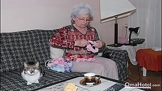 cute older women with shaved pussy